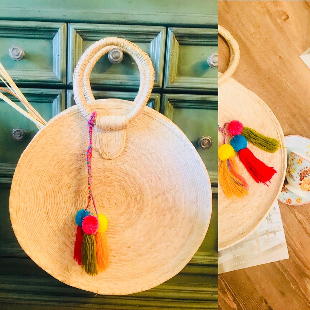 NWOT boho round straw tote with pompoms
